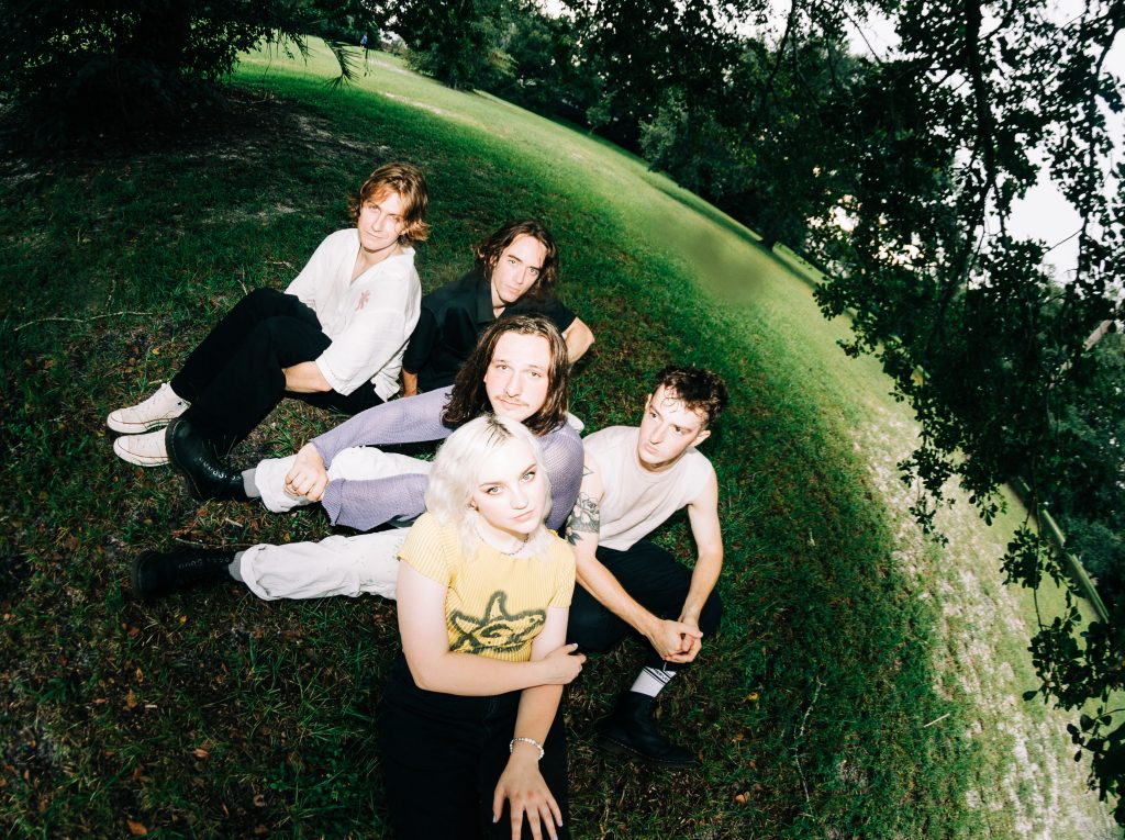 Flipturn Press Photo (c Amanda Laferriere) (1)