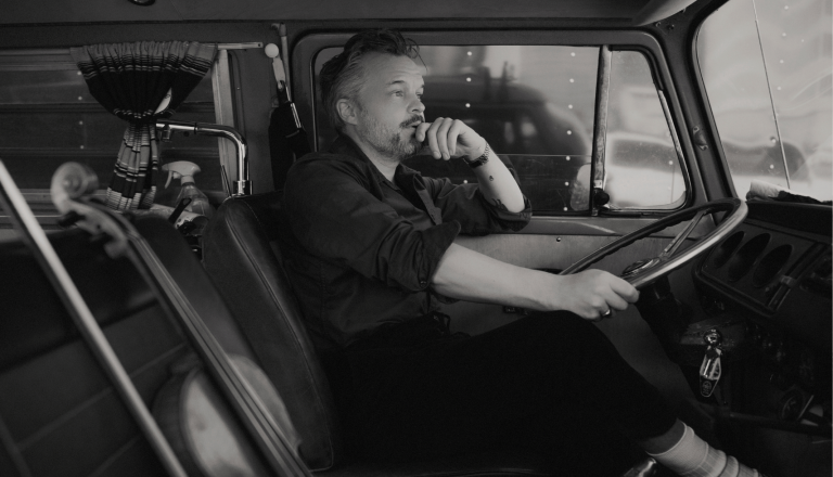 The Tallest Man On Earth Photo